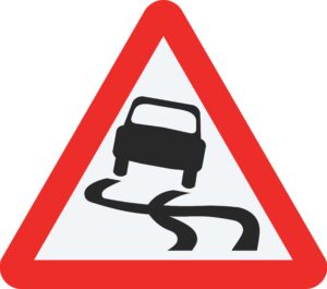SLIPPERY ROAD - 750MM TRIANGLE